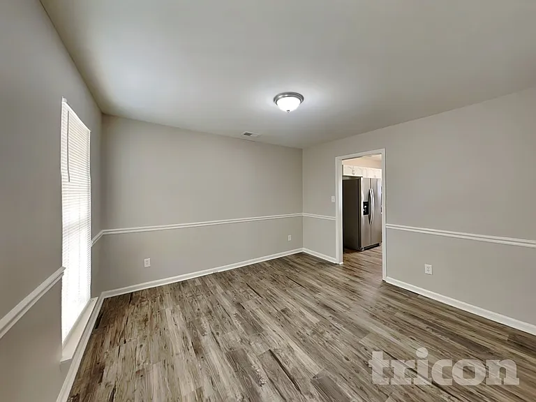 2120 Ballingarry Dr — Photo 4