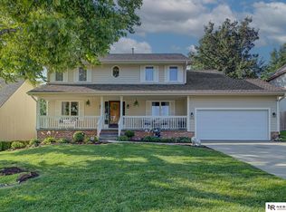 16405 Holmes St, Omaha, NE 68135