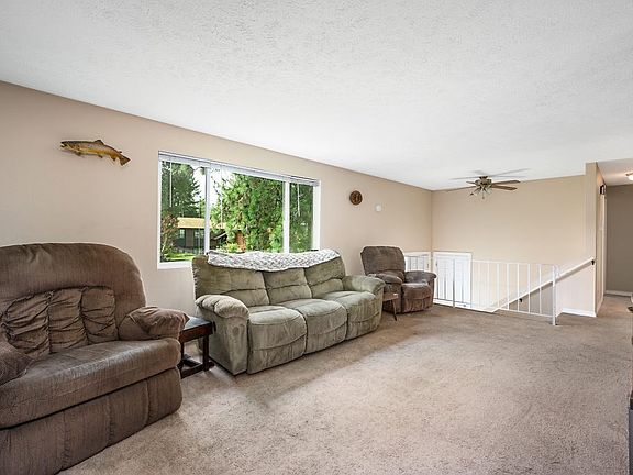 2nd image of 37 E Regina Ave