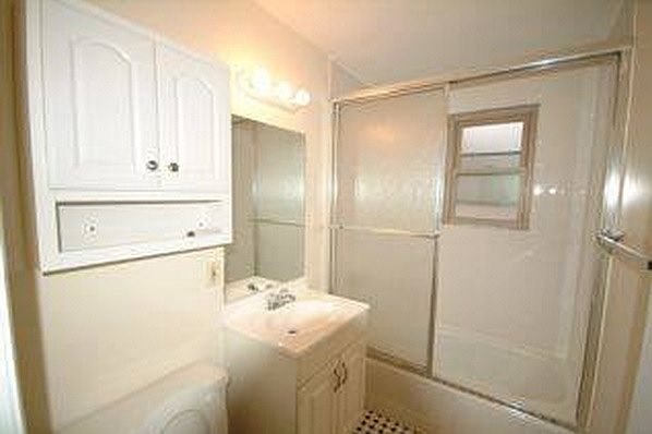 2nd image of 124 Mill St APT A1