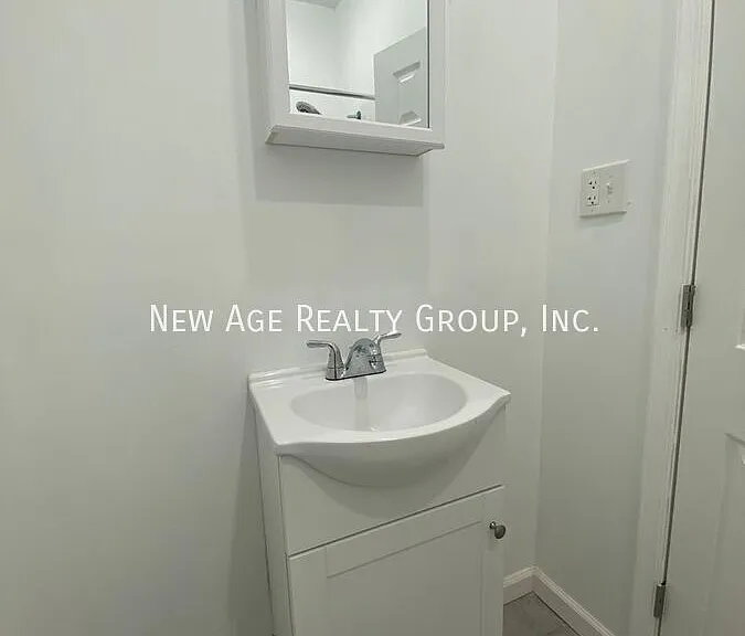 3620 Baring St #1F — Photo 8