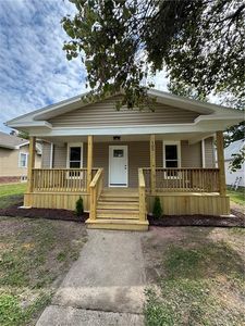 105 E 14th St, Higginsville, MO, 64037