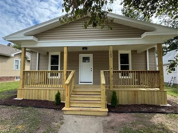 105 E 14th St, Higginsville, MO 64037