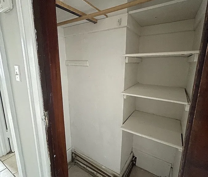 359 Hanna St W #4 — Photo 8