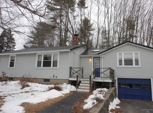 8 Wardtown Rd, Freeport, ME 04032