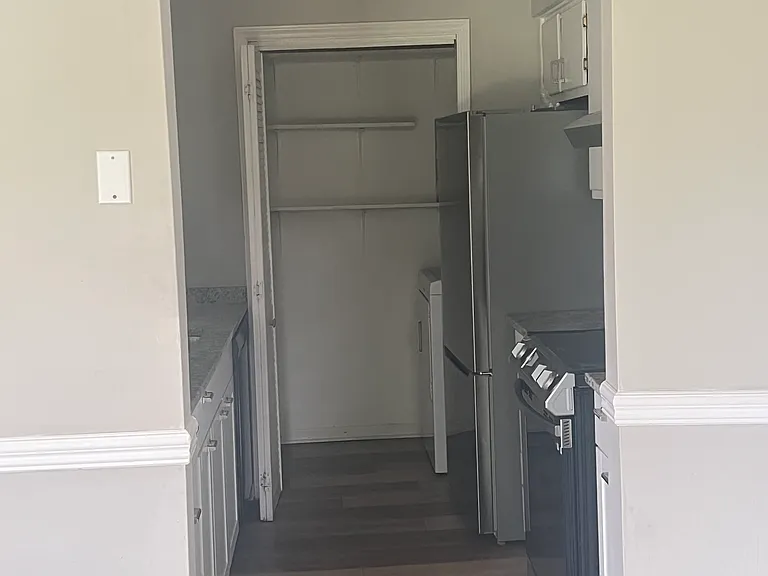 10933 Harrowfield Rd — Photo 5
