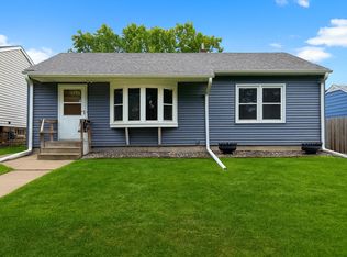 1874 Hoyt Ave E, Saint Paul, MN 55119