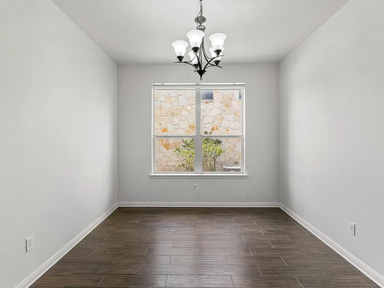 18613 Falcon Pointe Blvd — Photo 10