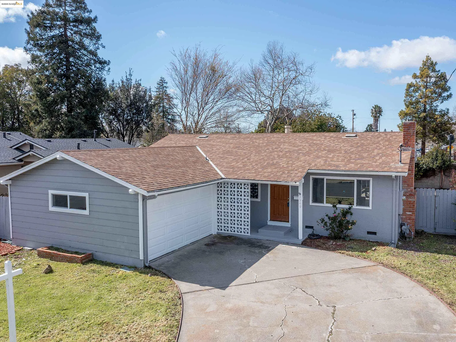 3549 Dormer Ave photo 1