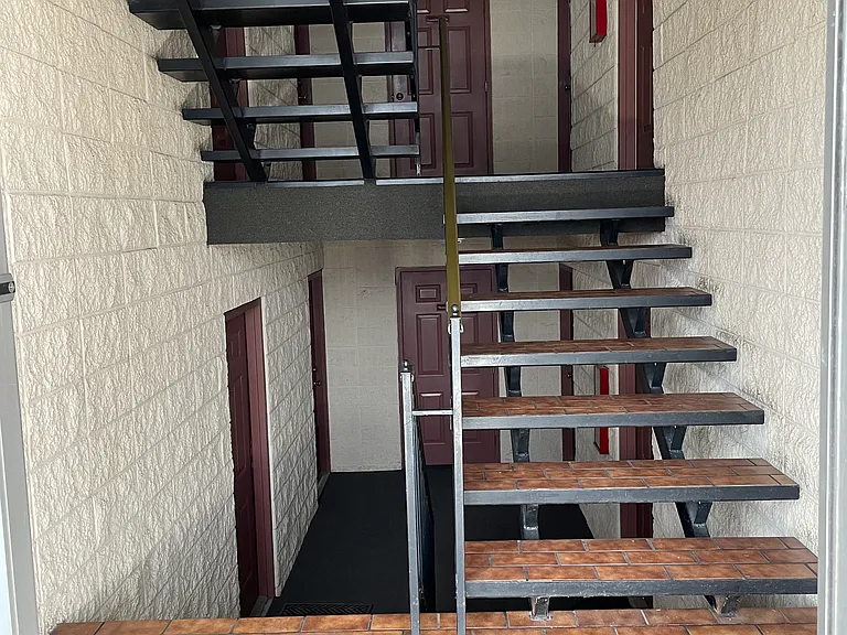 Lees Crossing Apartments — Photo 1