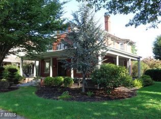 1220 Edgar Ave, Chambersburg, PA 17201