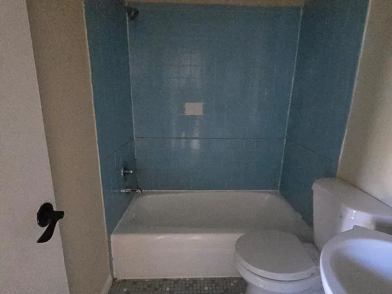 826 Saint Marys Ave #826A — Photo 4