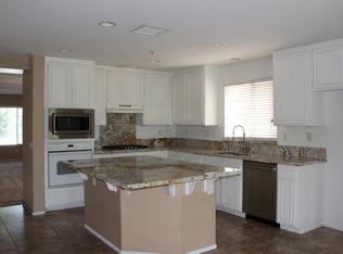 13383 Gettysburg St, Fontana, CA 92336