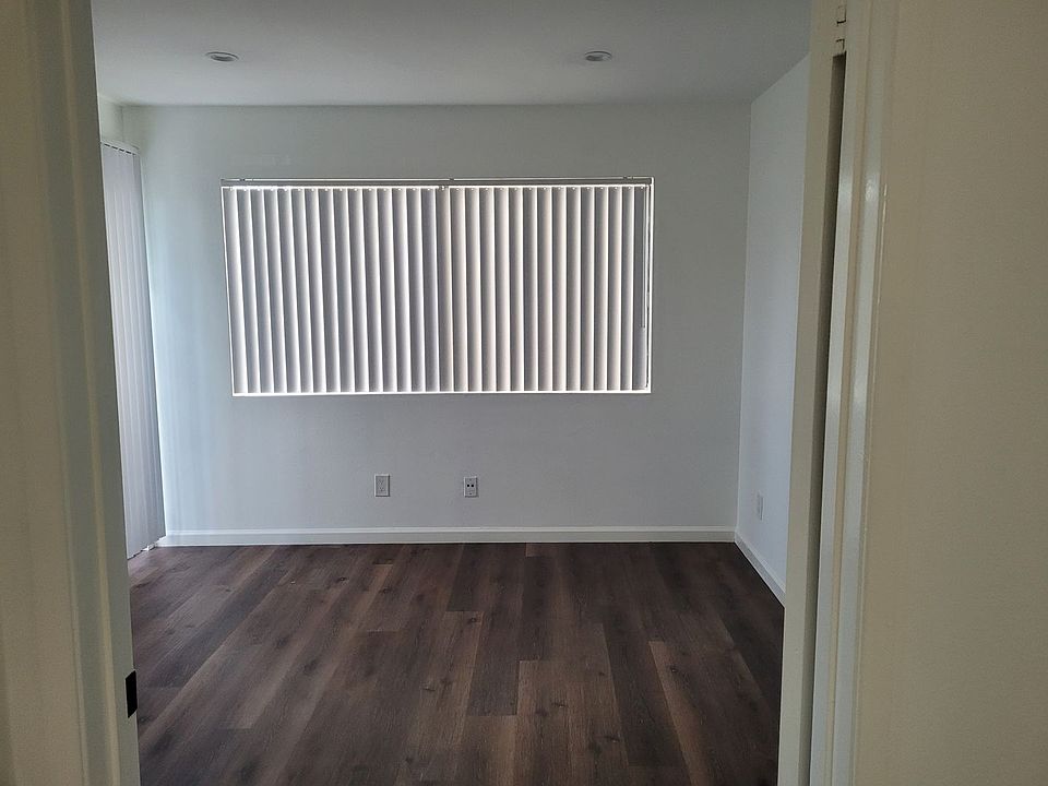 1st image of 14410 Dickens St APT 8