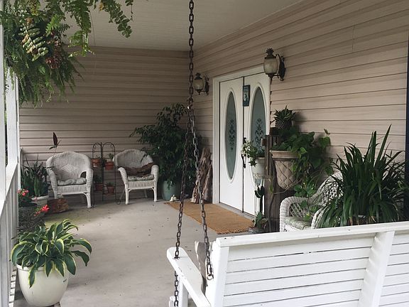 3rd image of 105 Colony Park Dr