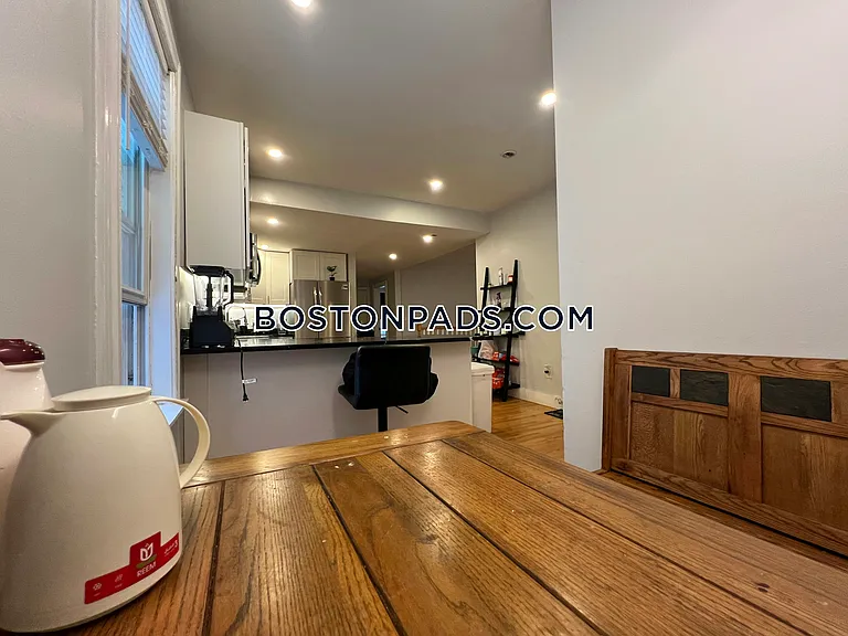 24 Farrington Ave #1 — Photo 45