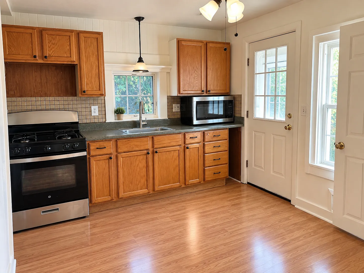 2 bed, 1515 sqft, $1,850 — Photo 4