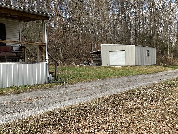 5th image of 729 Morgan Ave
