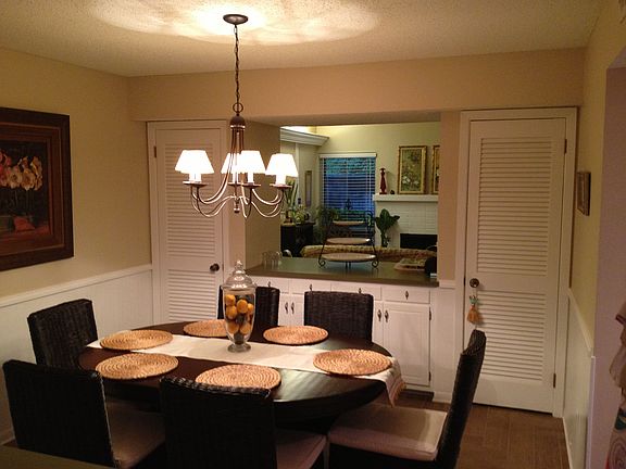 3rd image of 215 NW Fairway Hills Gln Unit 23