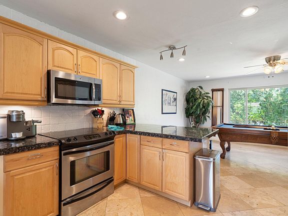 5th image of 8356 E Avalon Dr