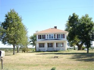 19854 460th St, Chariton, IA 50049