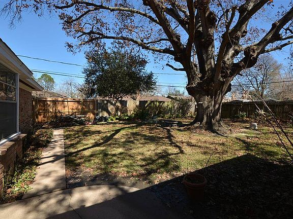 3rd image of 4114 Aruba Dr