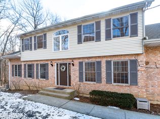 1343 Laurel Oaks Dr, Streamwood, IL