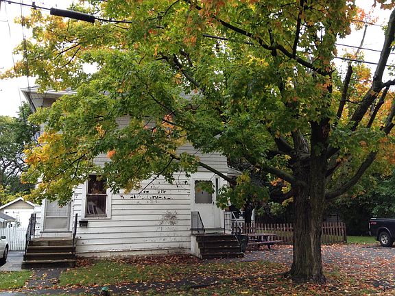 3rd image of 118 Rosemont Dr