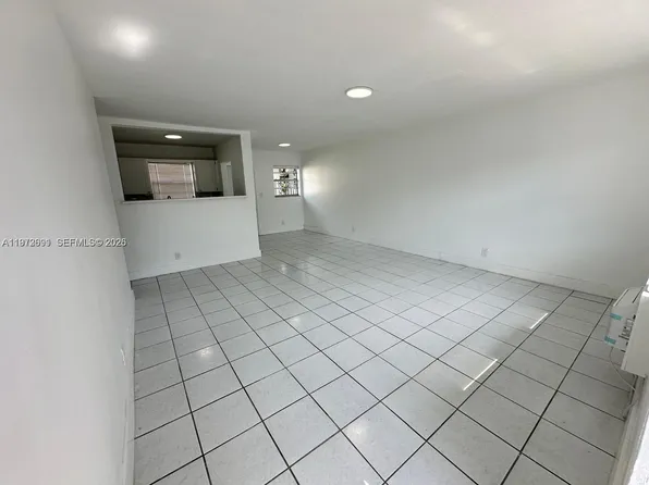 6029 Polk St APT 2, Hollywood, FL 33024