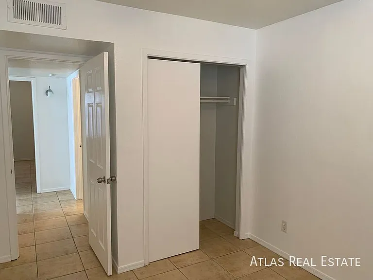 128 W Inglewood St #3 — Photo 13