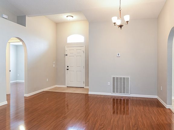 5th image of 2127 Aitkin Loop