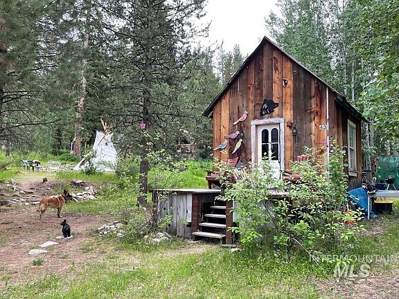 3rd image of 43 Coffin Rd