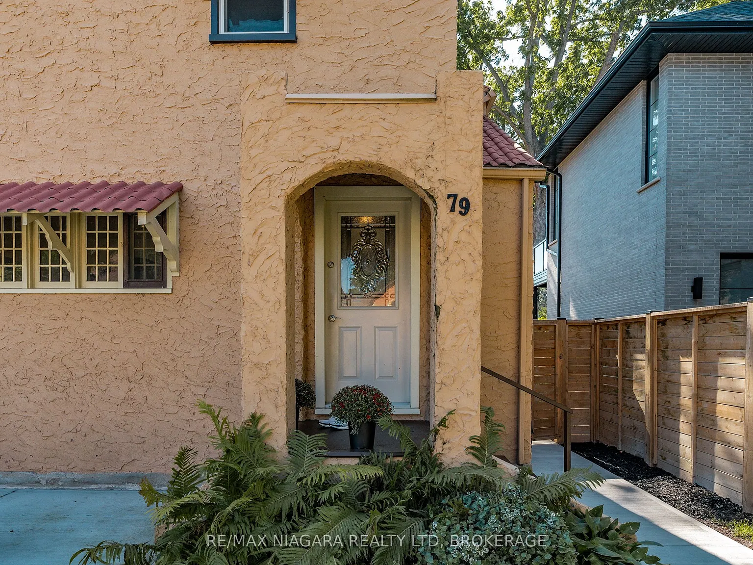 3 bed, $2,650 — Photo 2
