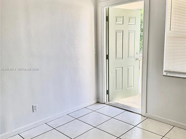 3500 Harrison St #12 — Photo 6