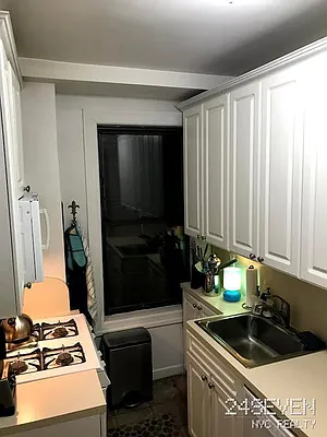 Rented by 24 7 NYC Realty Inc. | media 37