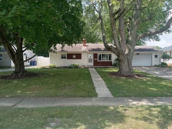 218 Lyndhurst Dr