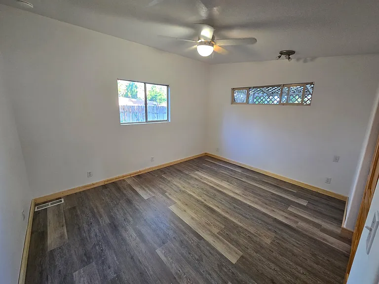 496 Juan Ct — Photo 19
