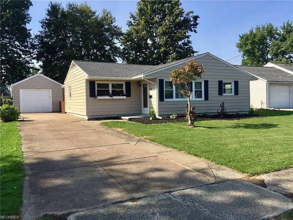 1st image of 677 Lucille Dr