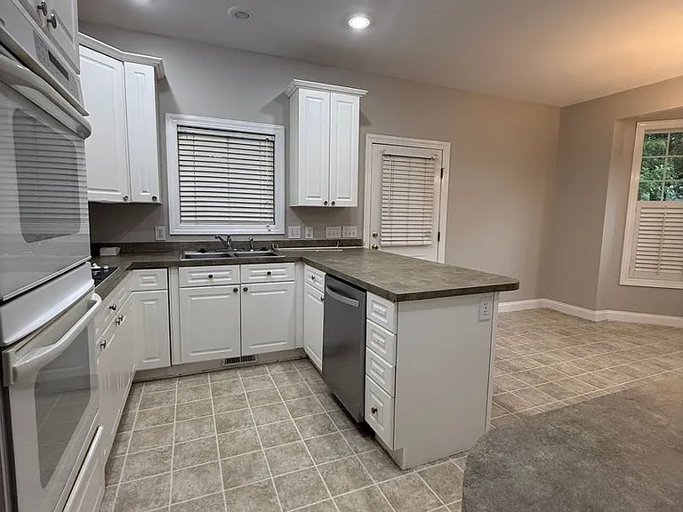 2809 Olde Mill Rd — Photo 14
