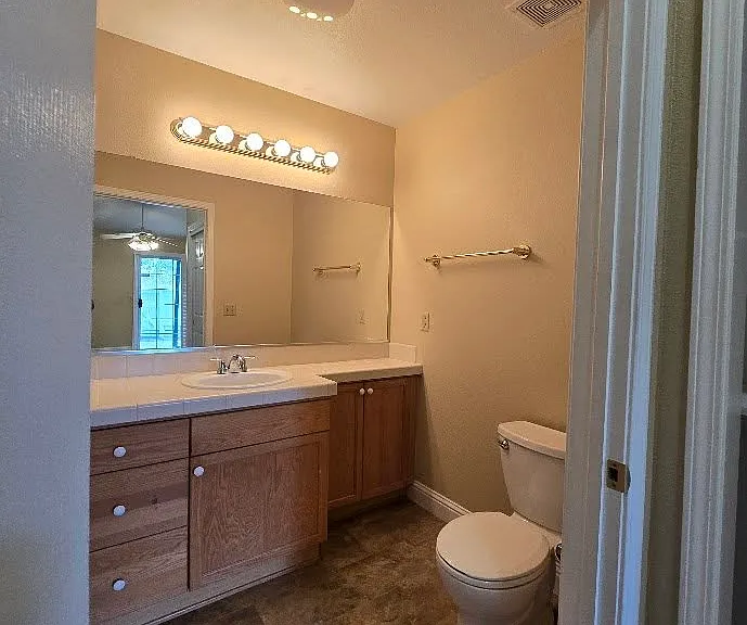 8836 N Del Mar Ave — Photo 23