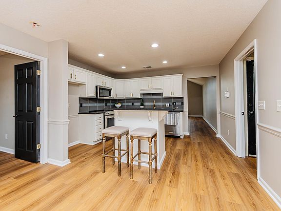 5th image of 105 Eagles Rdg