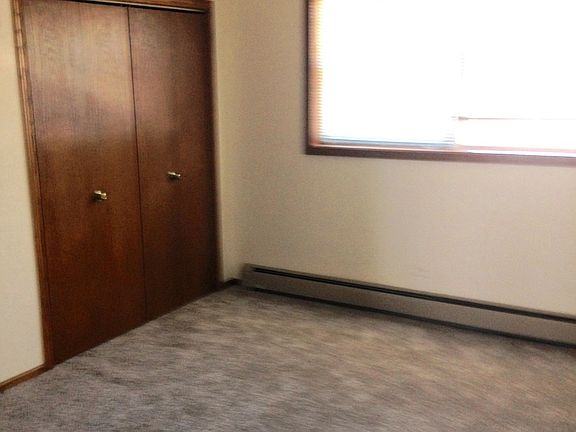3rd image of 4037 Wesley Ter APT 2