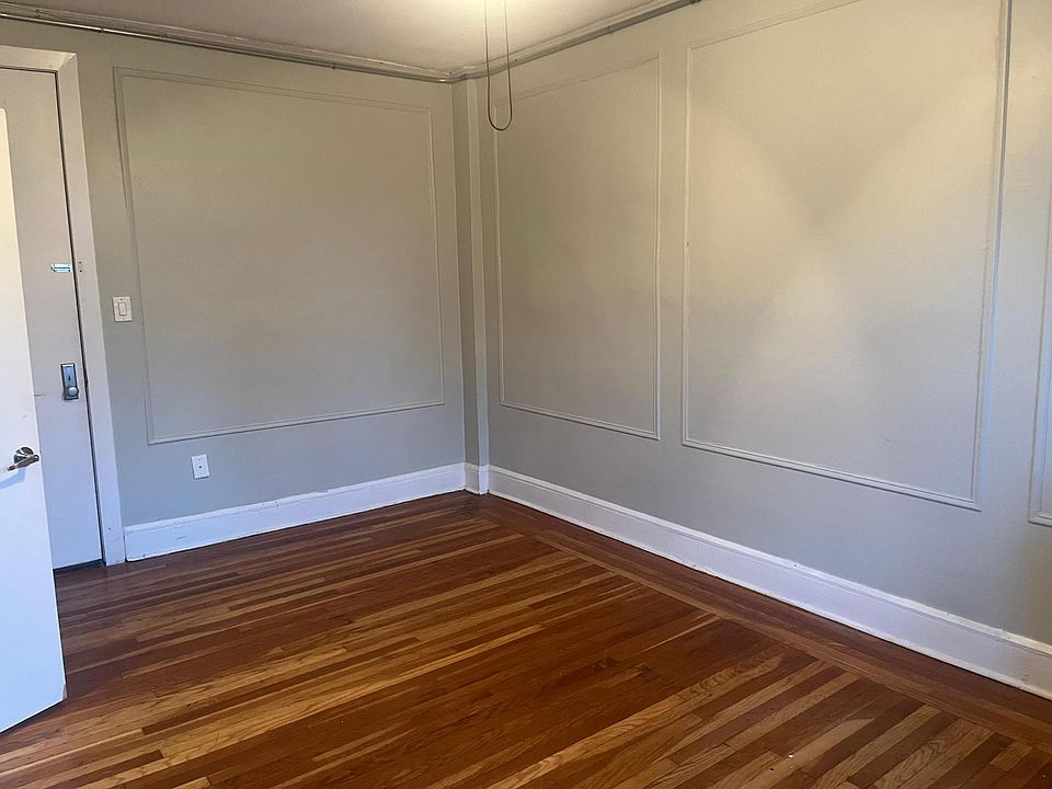 2nd image of 1144 E Grand St #207