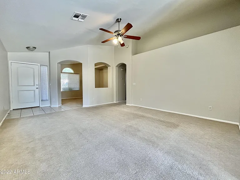 8143 W Mary Ann Dr — Photo 9