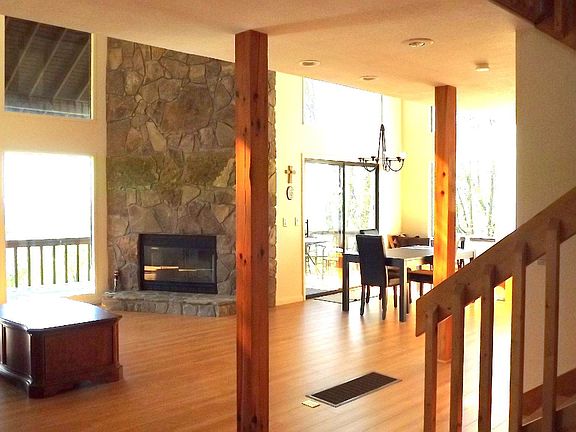 Open & Bright Floor Plan