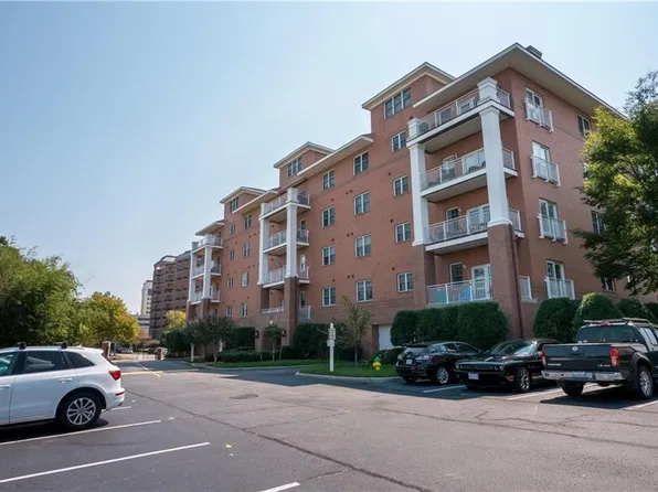 301 Brooke Ave APT 204, Norfolk, VA 23510