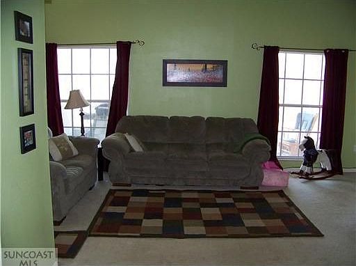 3rd image of 10236 Rainbow Oaks Dr