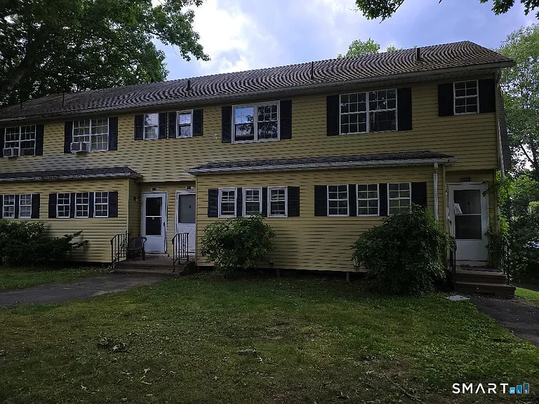 116 Angel Dr #D — Photo 1