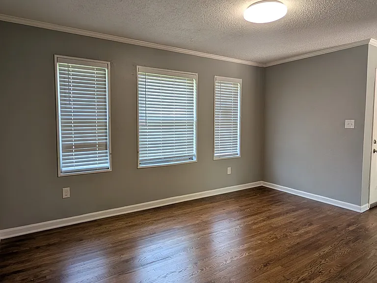 4550 E Mallory Ave — Photo 11