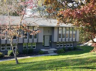 12225 W Kings Gate Rd, Knoxville, TN 37934